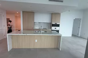 2411 Laguna Cir, North Miami, FL 33181 - Photo 5