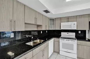 16500 NE 27th Ave, North Miami Beach, FL 33160 - Photo 7