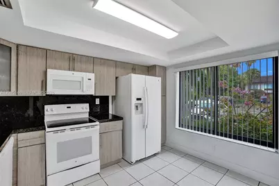 16500 NE 27th Ave #53, North Miami Beach, FL 33160 - Photo 9