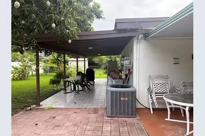 1051 W 47th St #1051, Hialeah, FL 33012 - Photo 9