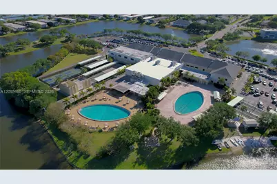 107 Canterbury E #107, West Palm Beach, FL 33417 - Photo 9