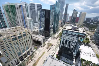 1060 Brickell Ave #3111, Miami, FL 33131 - Photo 17