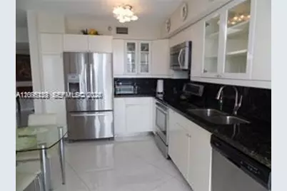 19101 NE 36th Ct #2110, Aventura, FL 33180 - Photo 5