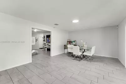 1661 N Goldeneye Ln, Homestead, FL 33035 - Photo 9