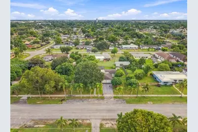 434 NW 20th St, Homestead, FL 33030 - Photo 43
