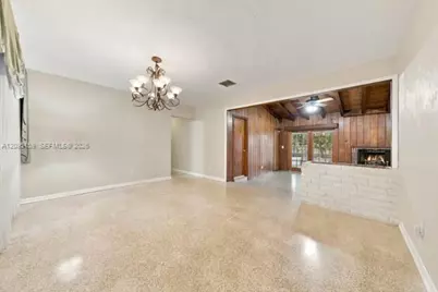 434 NW 20th St, Homestead, FL 33030 - Photo 5
