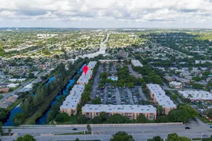 8220 SW 24th St, North Lauderdale, FL 33068 - Photo 47