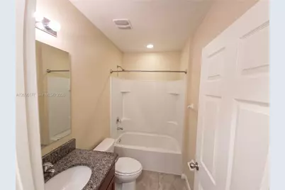 8195 Westfield Cir, Vero Beach, FL 32966 - Photo 13