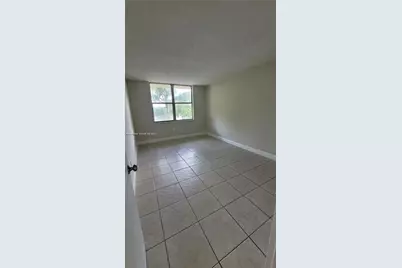 1800 Sans Souci Blvd #428, North Miami, FL 33181 - Photo 17