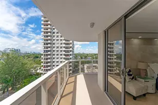 6423 Collins Ave, Miami Beach, FL 33141 - Photo 21