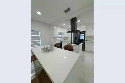 2121 SW 61st Ave, Miami, FL 33155 - Photo 3