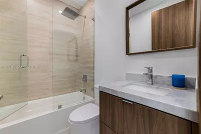 569 NW 44th St, Miami, FL 33127 - Photo 23