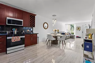 1655 NE 115th St, Miami, FL 33181 - Photo 1