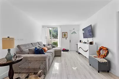 1655 NE 115th St #9B, Miami, FL 33181 - Photo 7