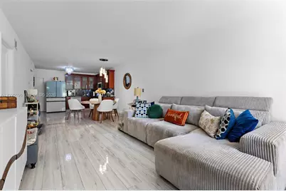 1655 NE 115th St #9B, Miami, FL 33181 - Photo 5
