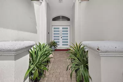 19367 NW 23rd St, Pembroke Pines, FL 33029 - Photo 3