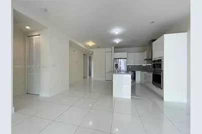 10225 NW 63rd Ter #103, Doral, FL 33178 - Photo 7