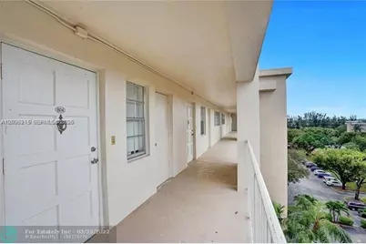 2661 S Course Dr #804, Pompano Beach, FL 33069 - Photo 5
