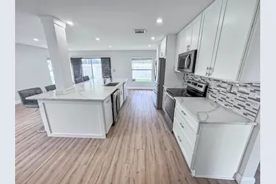 1015 NW 125th Ter, Sunrise, FL 33323 - Photo 9
