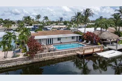 391 SE 16th Ave, Pompano Beach, FL 33060 - Photo 1