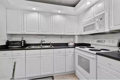 1913 S Ocean Dr #230, Hallandale Beach, FL 33009 - Photo 11