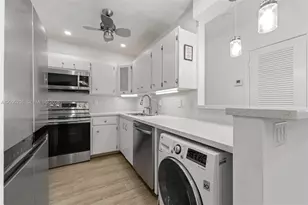 2210 NE 56th Pl, Fort Lauderdale, FL 33308 - Photo 1