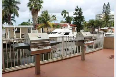 2601 NW 16th St Rd #601, Miami, FL 33125 - Photo 1