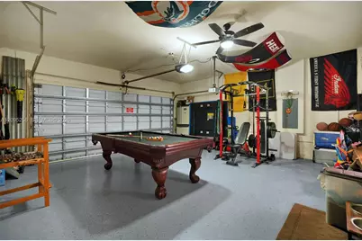 122 NE 27th Ave, Homestead, FL 33033 - Photo 9