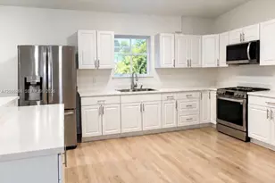 1411 NE 201st Terrace, Miami, FL 33179 - Photo 5