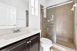 134 SE 28th Ter, Homestead, FL 33033 - Photo 13