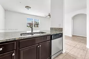 134 SE 28th Ter, Homestead, FL 33033 - Photo 3