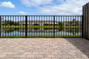 14753 SW 25th St, Miami, FL 33185 - Photo 31
