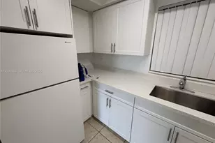7410 SW 82nd St, Miami, FL 33143 - Photo 7