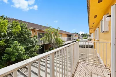 3554 W 80th St #202, Hialeah, FL 33018 - Photo 21
