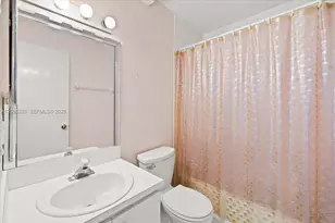 3554 W 80th St, Hialeah, FL 33018 - Photo 17