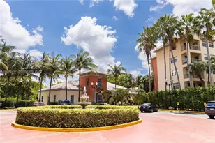 8225 Lake Dr, Doral, FL 33166 - Photo 11