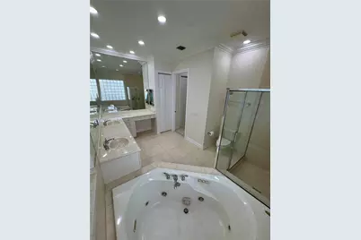 11051 Canary Island Ct #11051, Plantation, FL 33324 - Photo 11