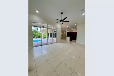 11051 Canary Island Ct #11051, Plantation, FL 33324 - Photo 19