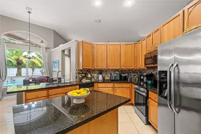 13831 NW 16th St, Pembroke Pines, FL 33028 - Photo 15