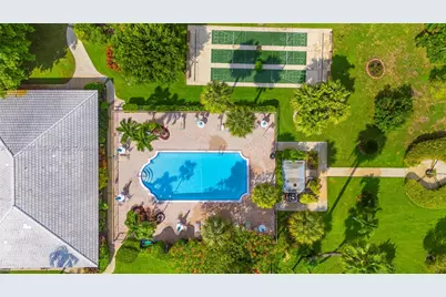 2050 NE 39th St #W112, Lighthouse Point, FL 33064 - Photo 5
