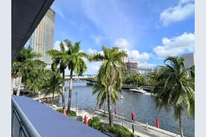 690 SW 1st Ct #305, Miami, FL 33130 - Photo 5