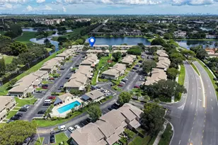 1046 NW 107th Ave, Pembroke Pines, FL 33026 - Photo 29