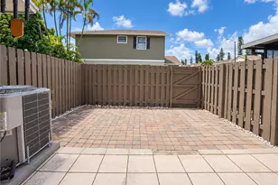1046 NW 107th Ave, Pembroke Pines, FL 33026 - Photo 21