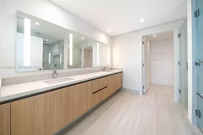 2411 Laguna Circle #906, North Miami Beach, FL 33181 - Photo 35