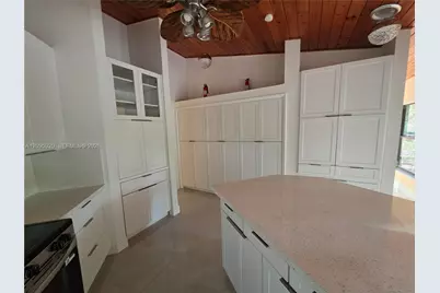 10204 SW 96th Ct, Miami, FL 33176 - Photo 29