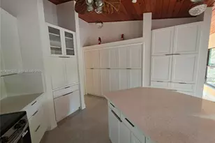 10204 SW 96th Ct, Miami, FL 33176 - Photo 29