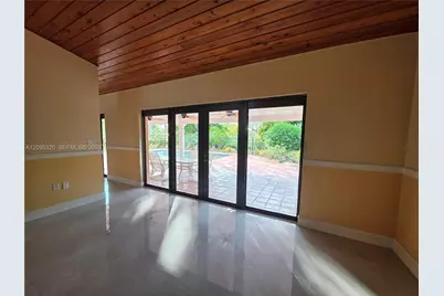 10204 SW 96th Ct, Miami, FL 33176 - Photo 17