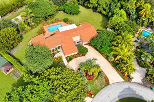 10204 SW 96th Ct, Miami, FL 33176 - Photo 3