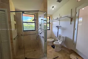 10204 SW 96th Ct, Miami, FL 33176 - Photo 37