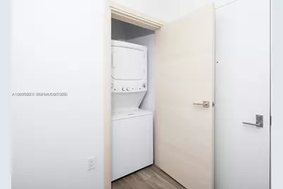 801 S Miami Ave #1808, Miami, FL 33130 - Photo 13